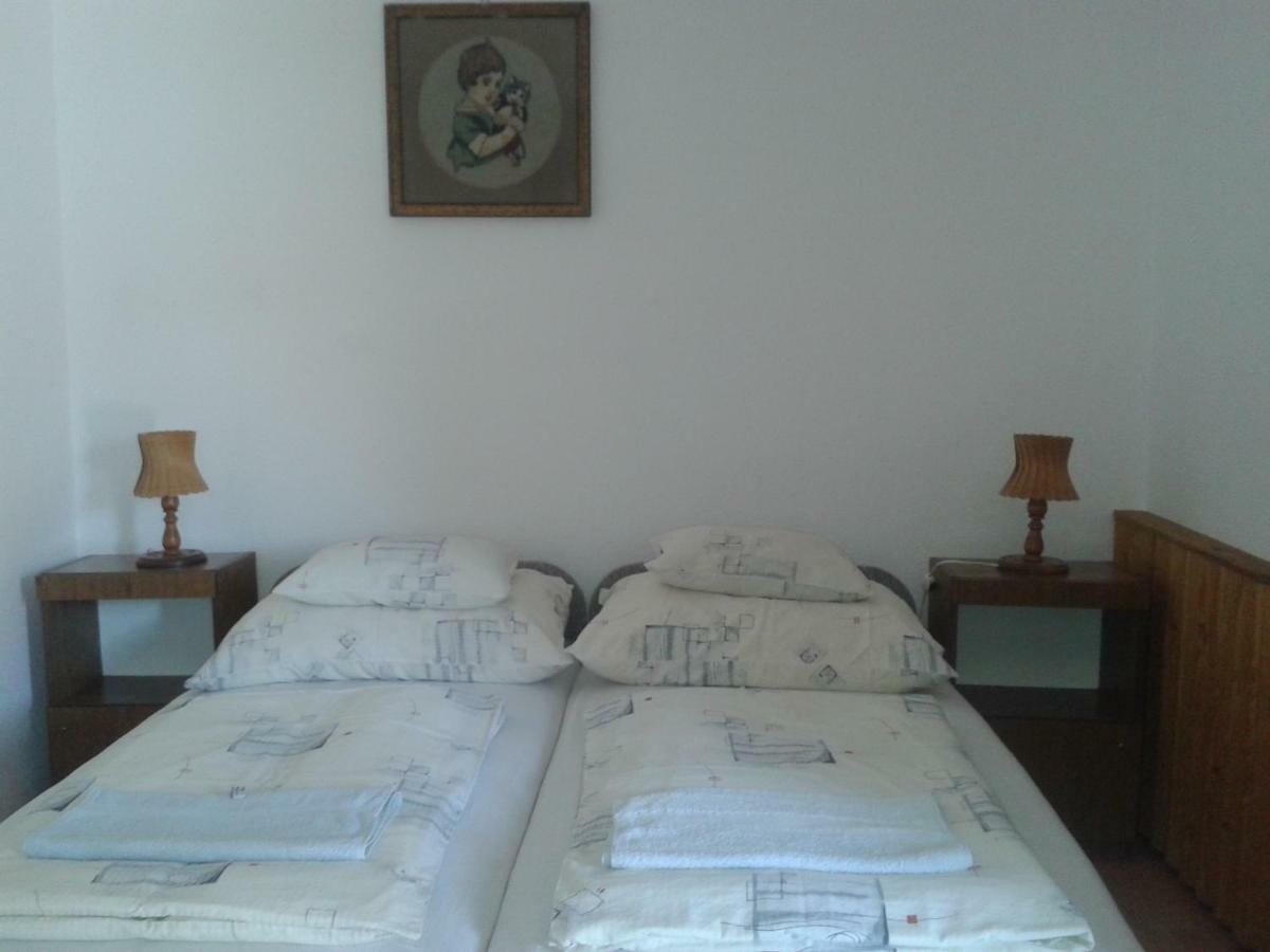Sarkadi Apartman Hajdúszoboszló Εξωτερικό φωτογραφία