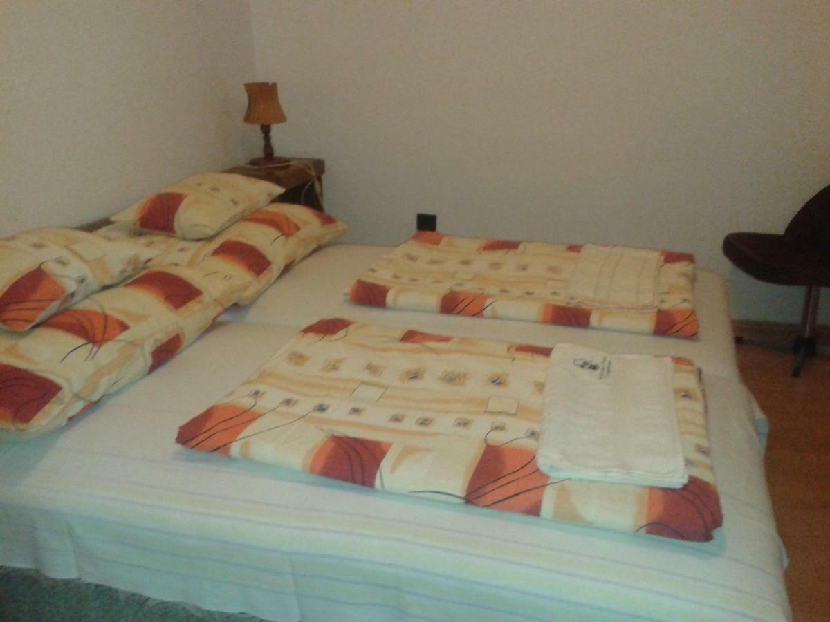 Sarkadi Apartman Hajdúszoboszló Εξωτερικό φωτογραφία