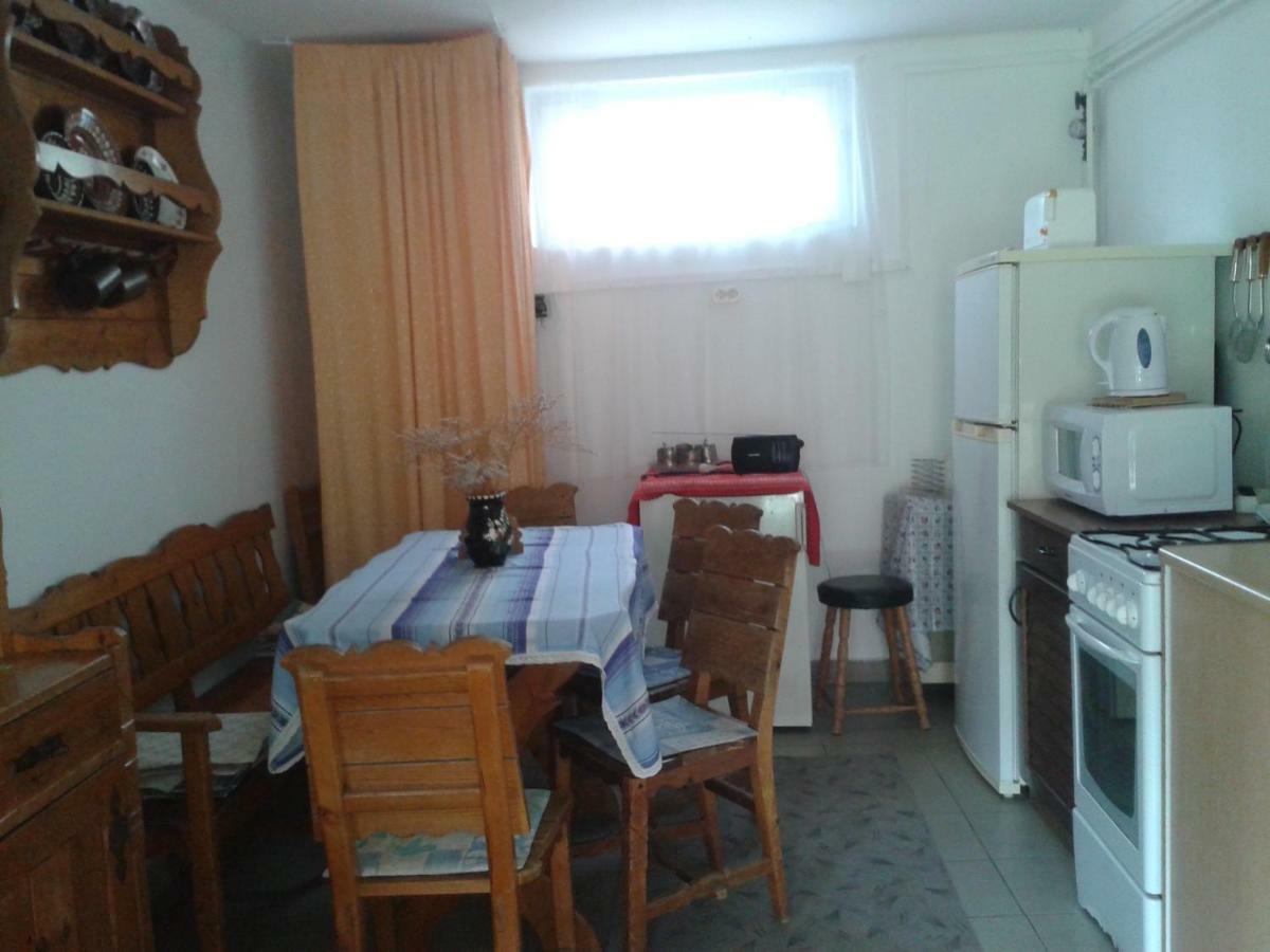 Sarkadi Apartman Hajdúszoboszló Εξωτερικό φωτογραφία